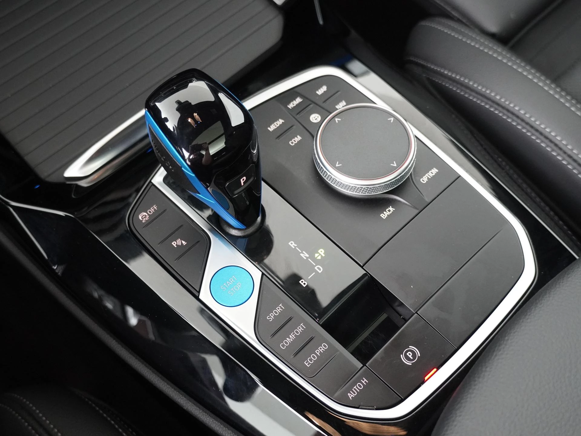 Hoofdafbeelding BMW iX3