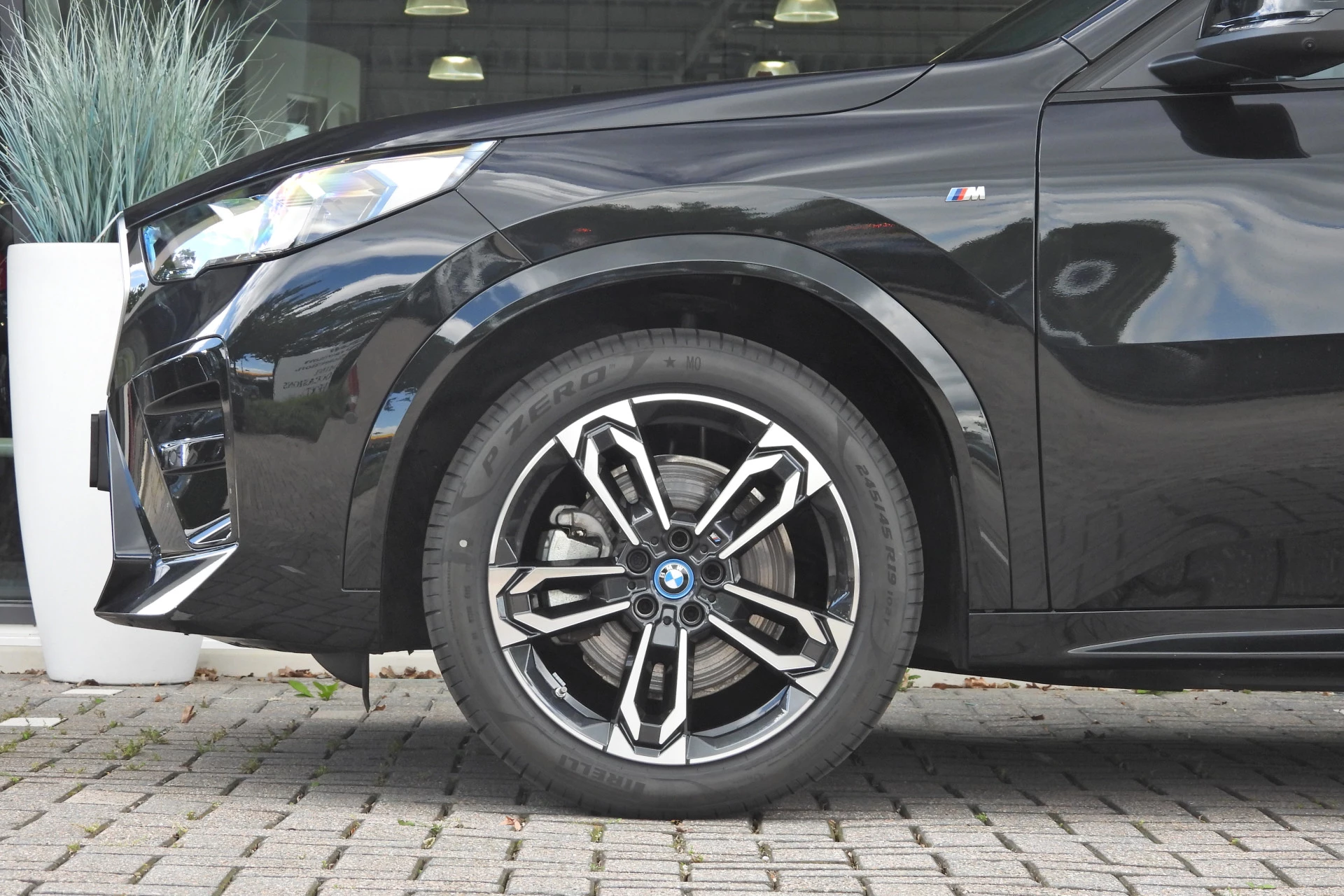 Hoofdafbeelding BMW iX2