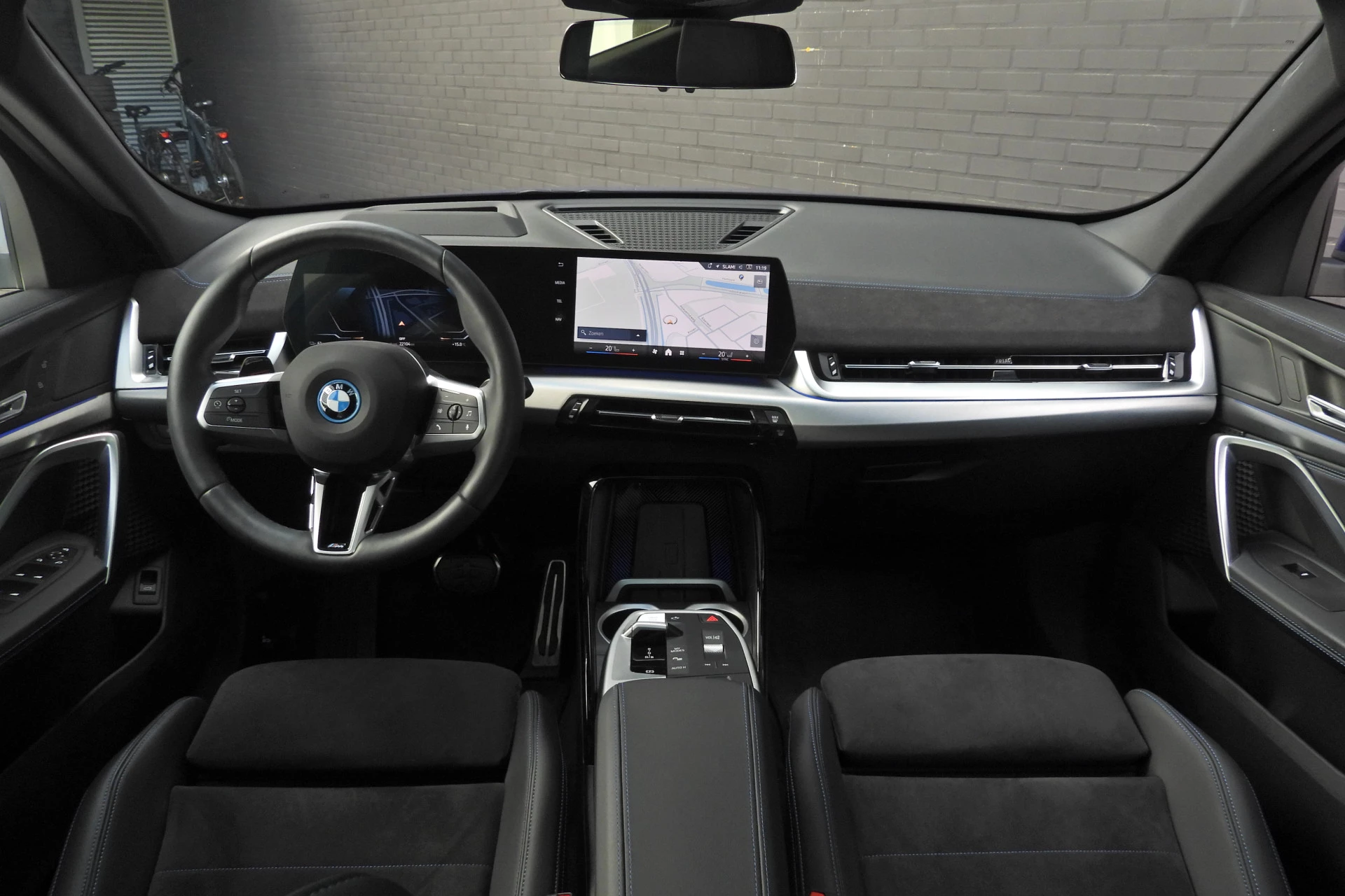Hoofdafbeelding BMW iX2