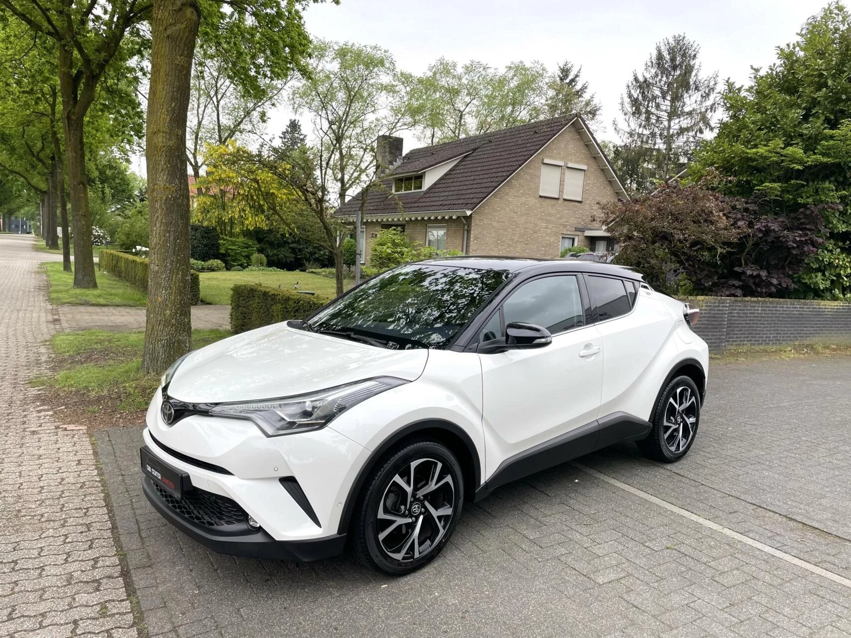 Hoofdafbeelding Toyota C-HR