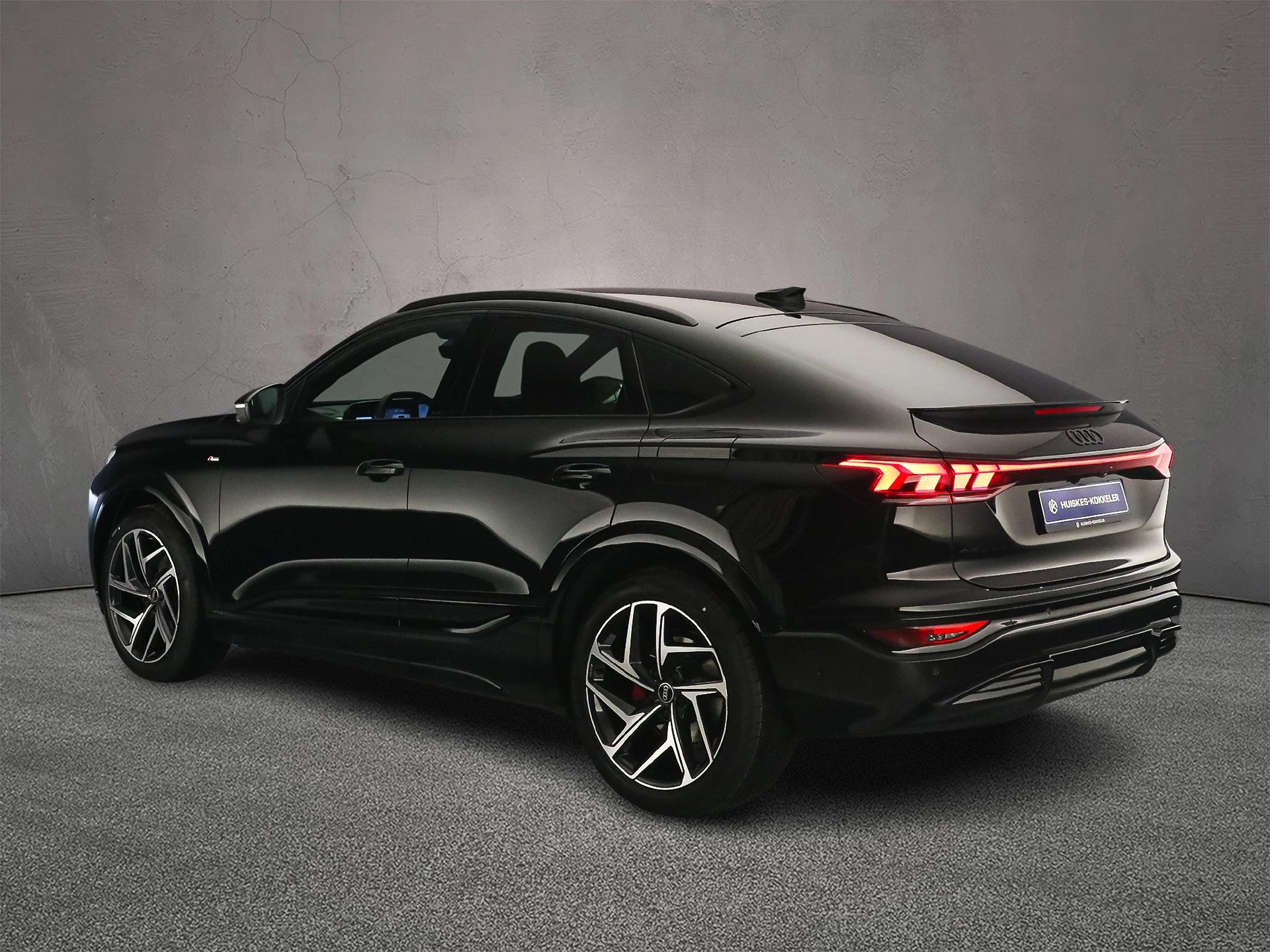 Hoofdafbeelding Audi Q6 e-tron