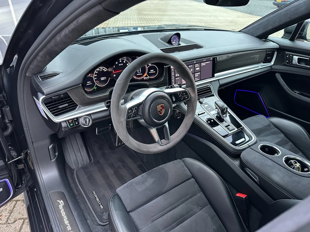 Hoofdafbeelding Porsche Panamera