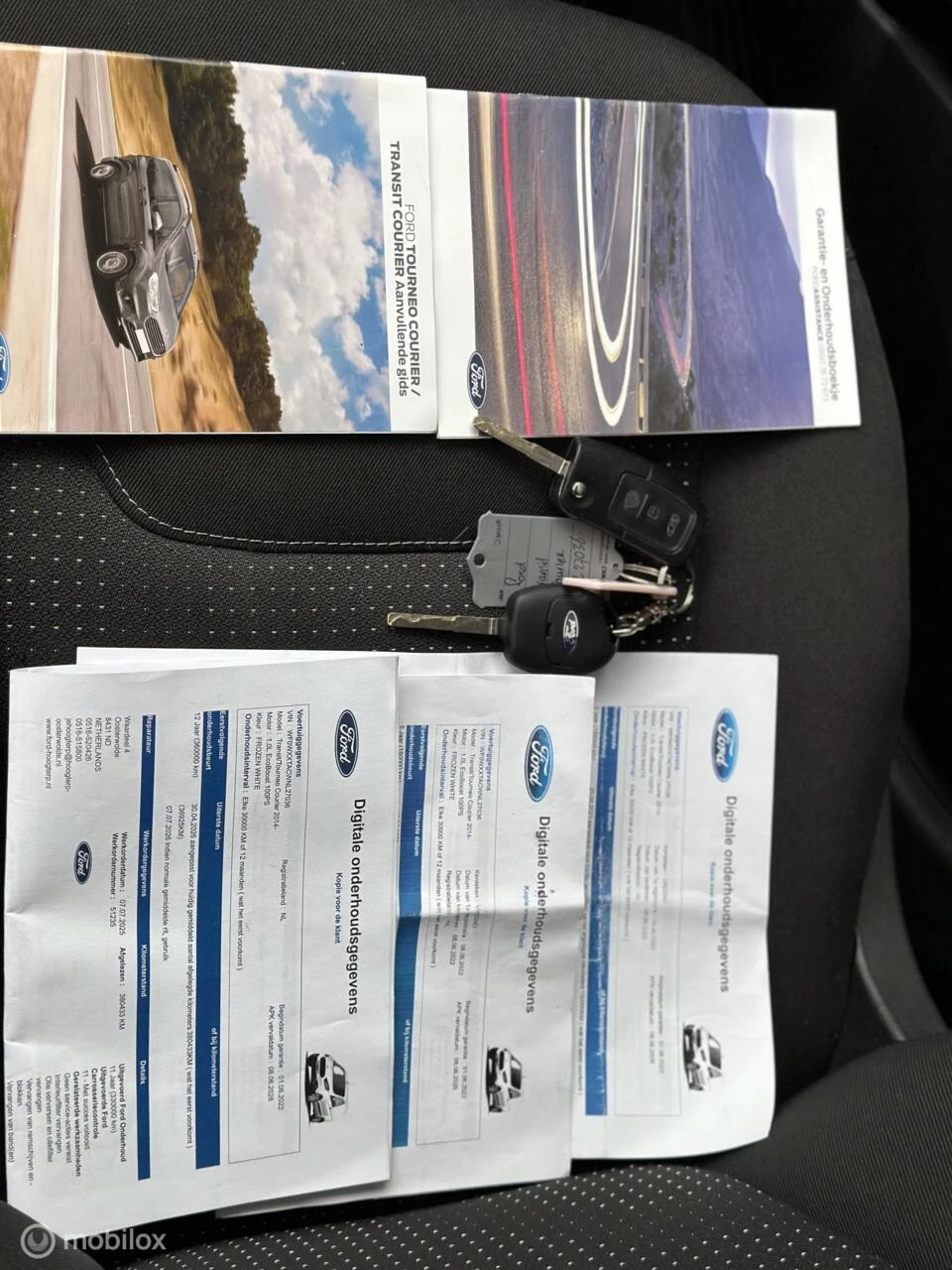 Hoofdafbeelding Ford Transit Courier