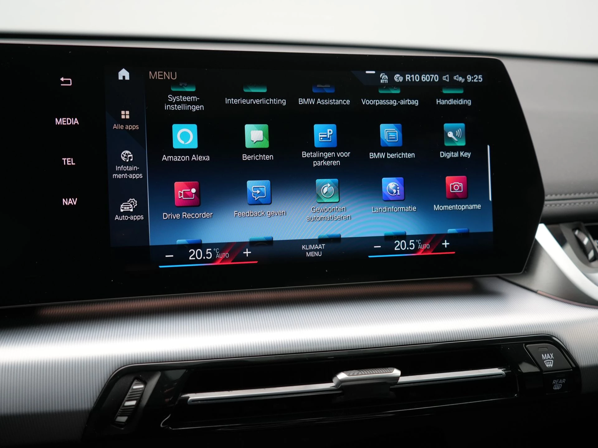 Hoofdafbeelding BMW iX1