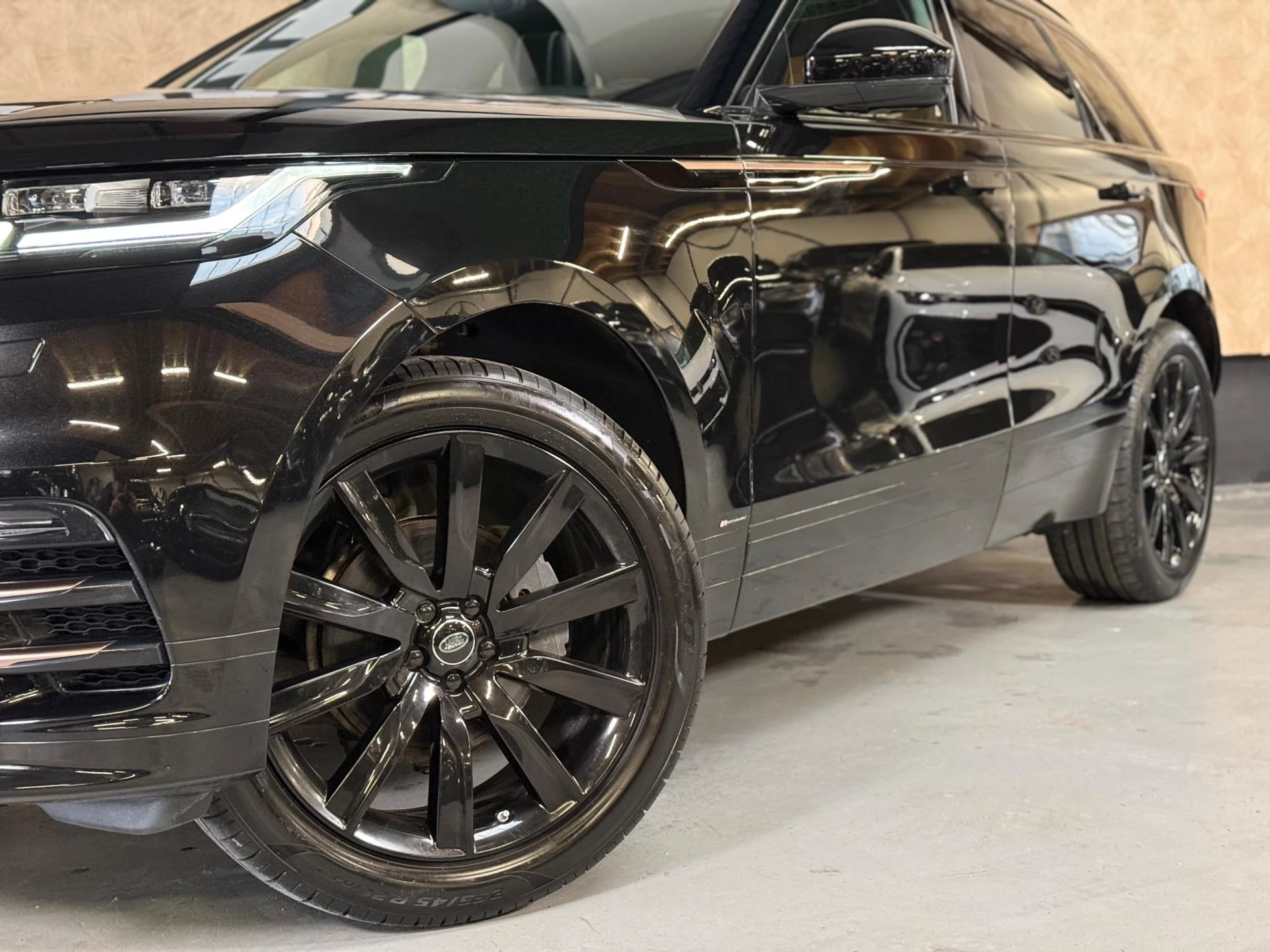 Hoofdafbeelding Land Rover Range Rover Velar