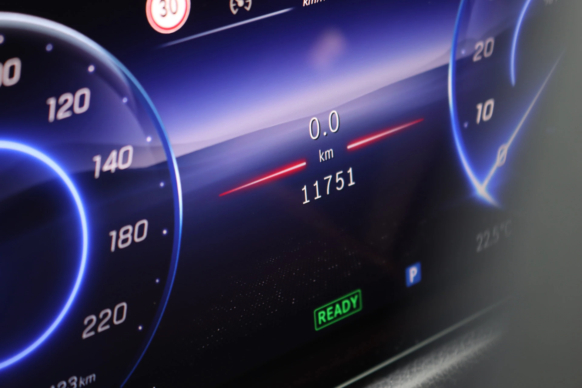 Hoofdafbeelding Mercedes-Benz EQB
