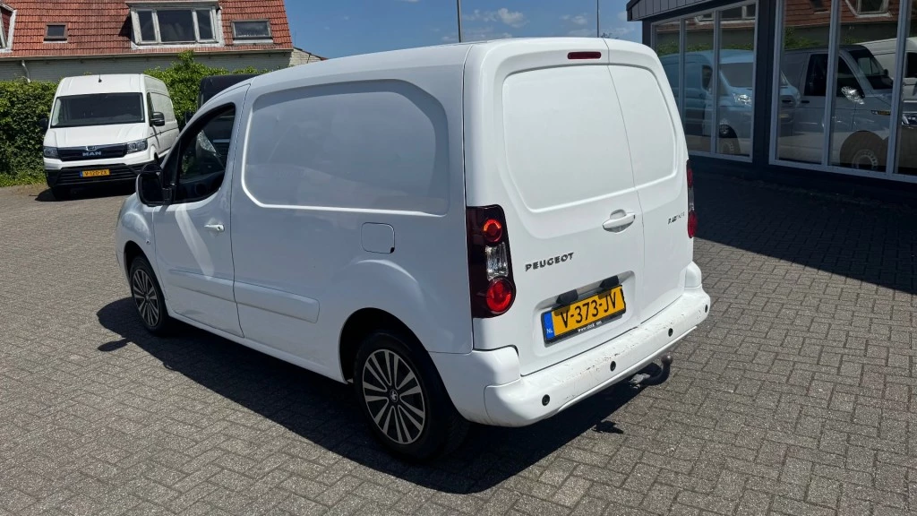 Hoofdafbeelding Peugeot Partner