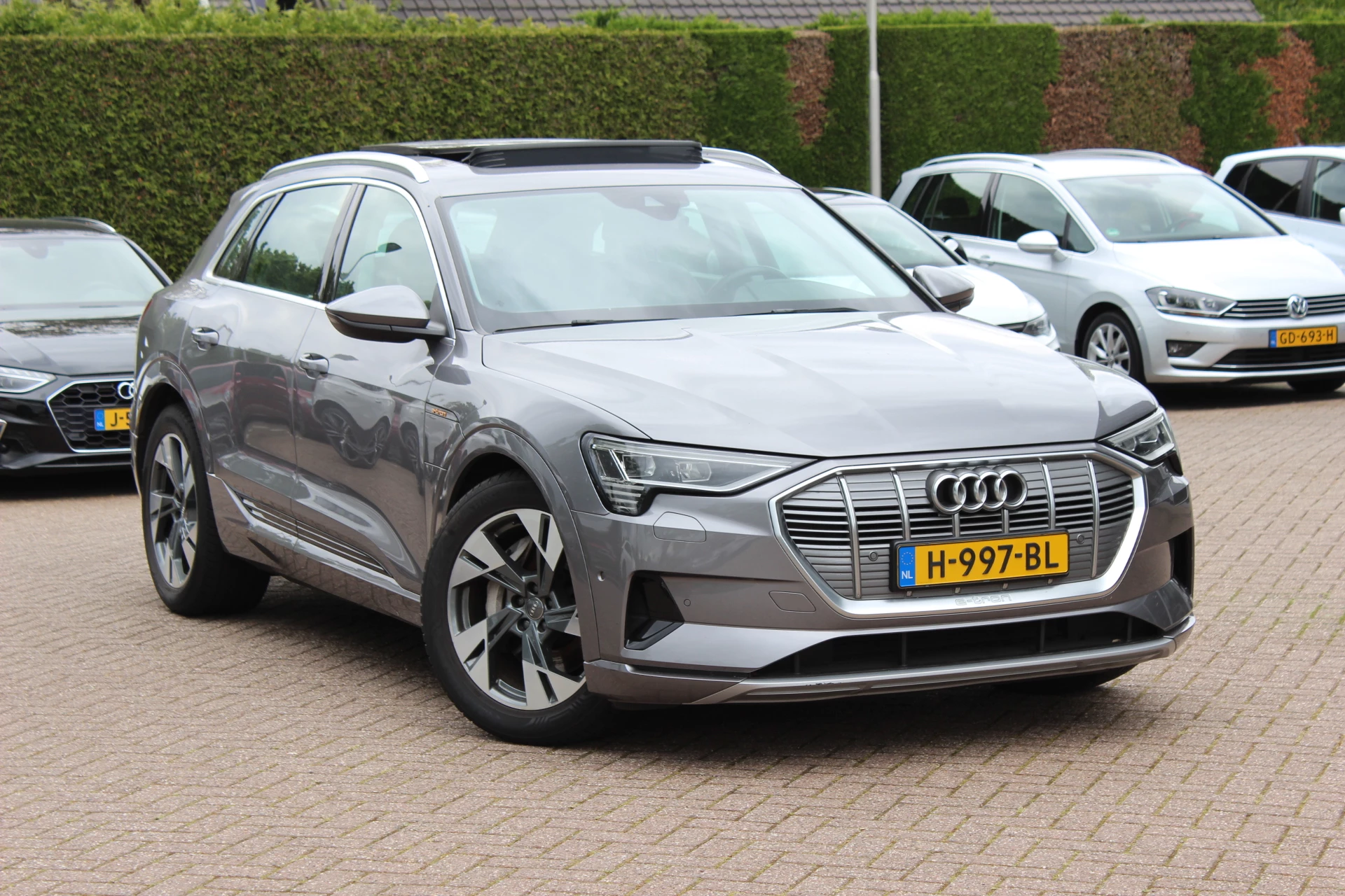 Hoofdafbeelding Audi e-tron