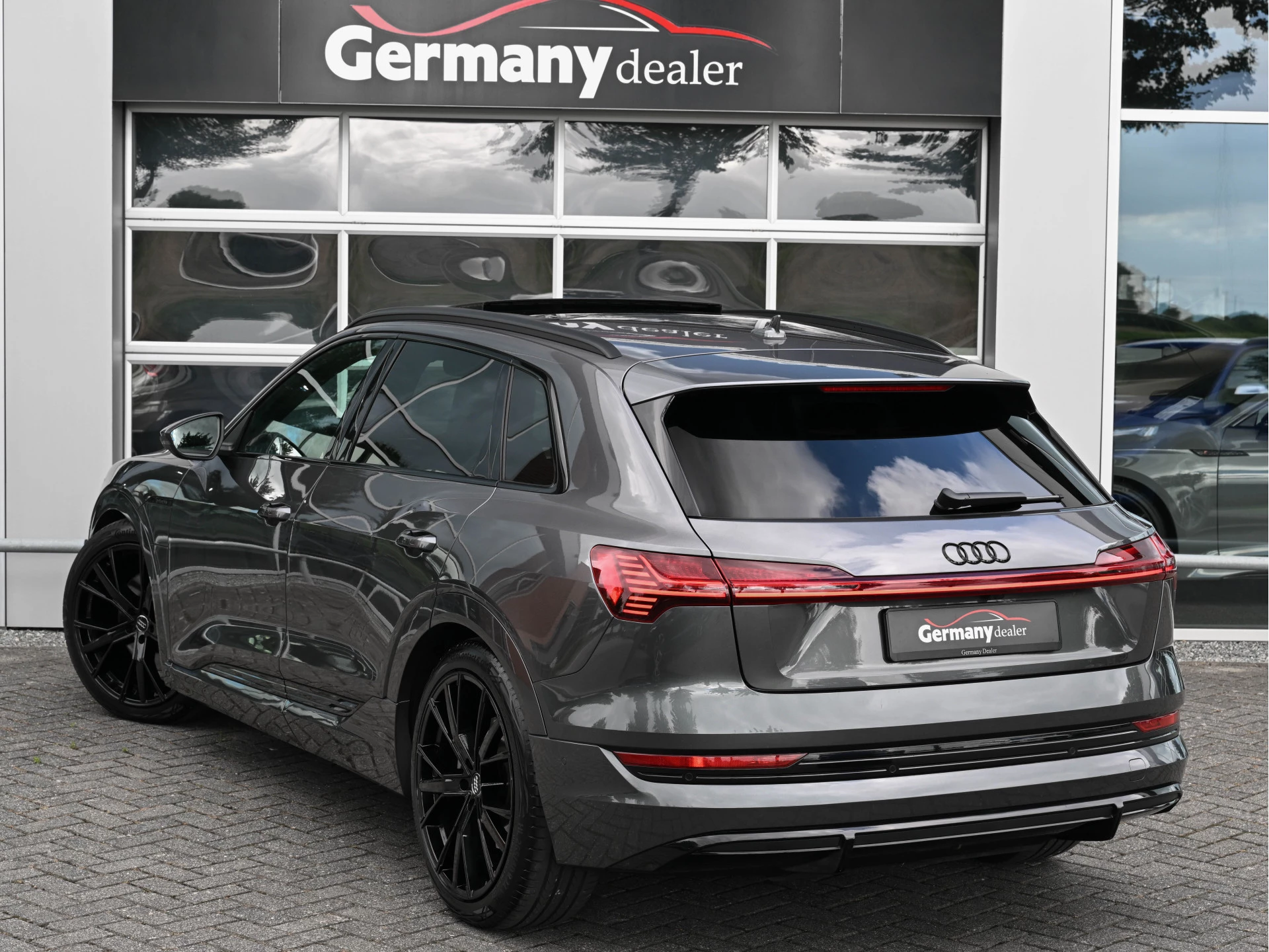 Hoofdafbeelding Audi e-tron