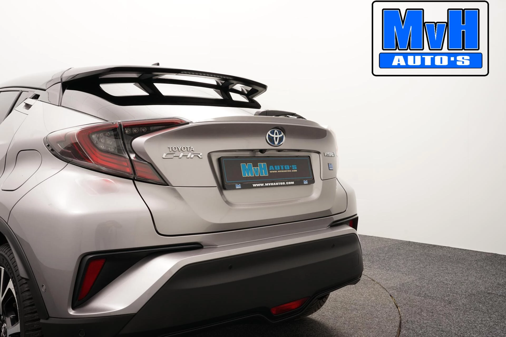 Hoofdafbeelding Toyota C-HR