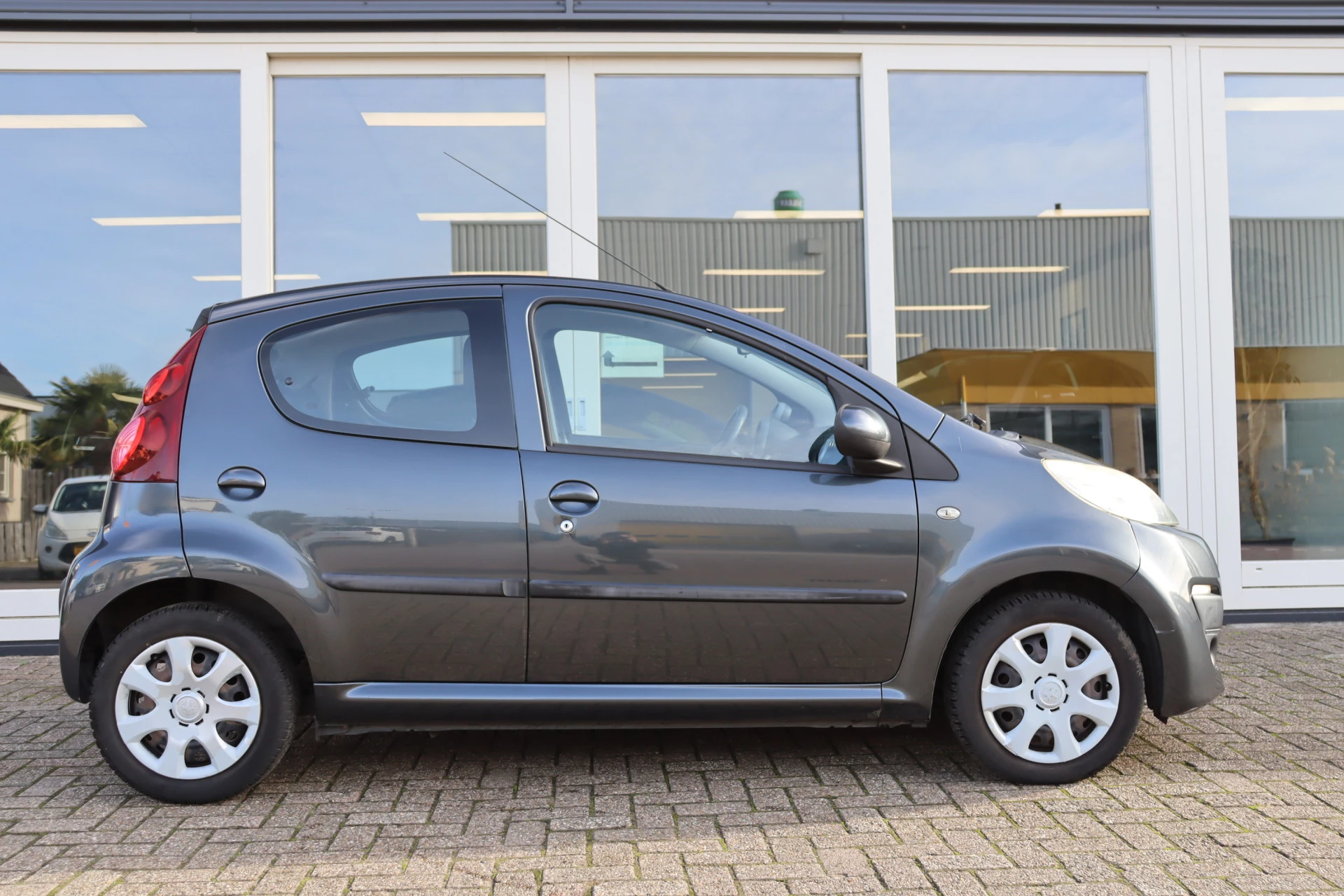 Hoofdafbeelding Peugeot 107
