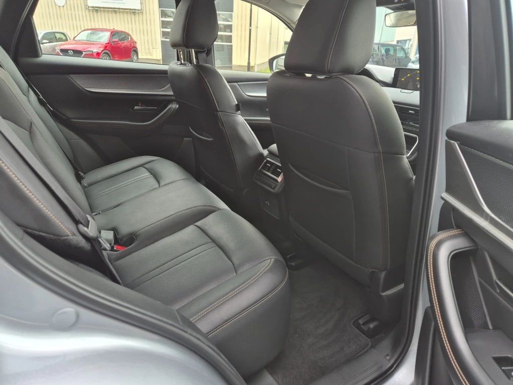 Hoofdafbeelding Mazda CX-60