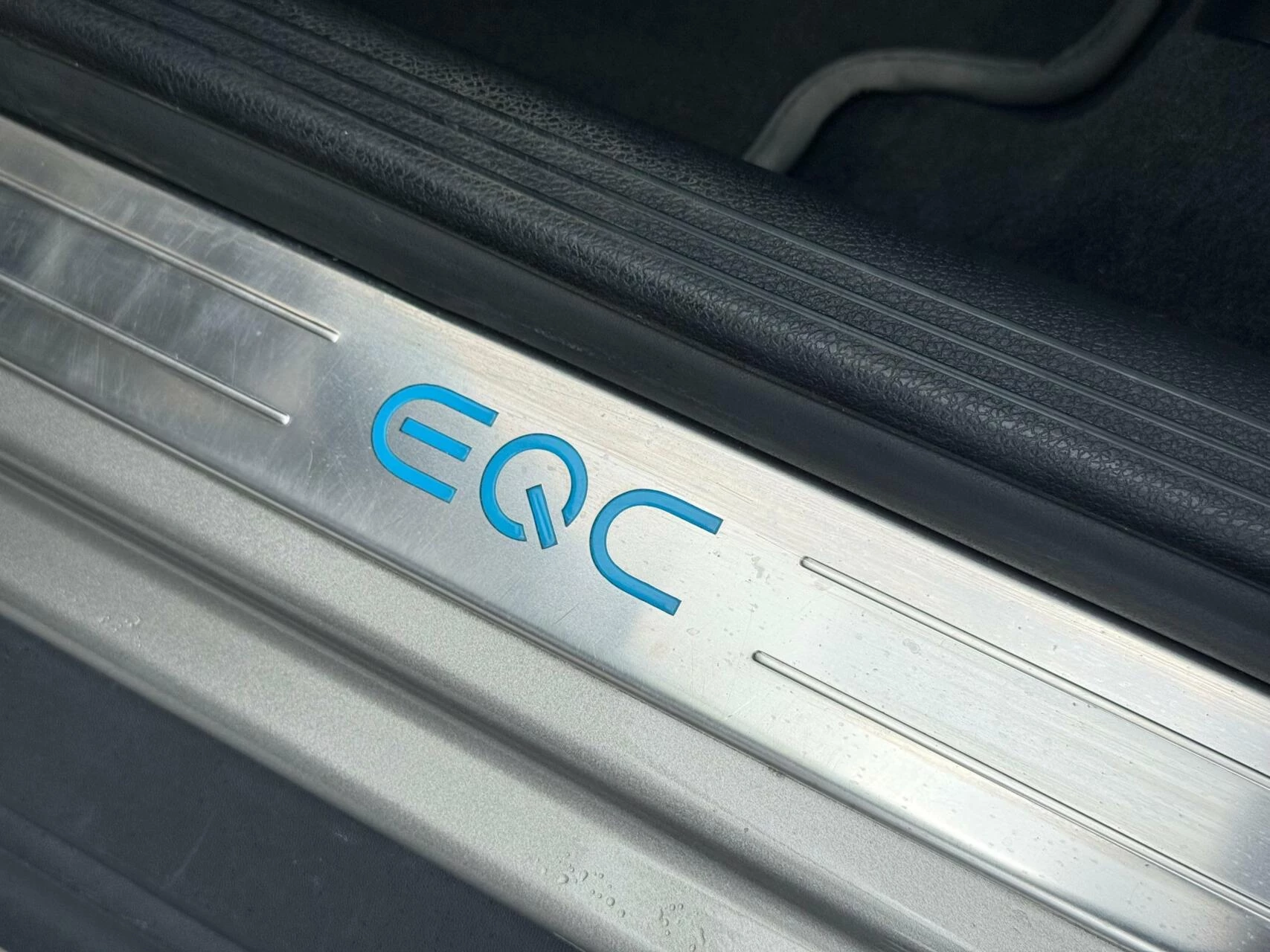 Hoofdafbeelding Mercedes-Benz EQC