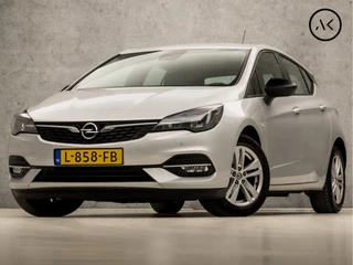 Hoofdafbeelding Opel Astra Opel Astra 1.2 Edition (APPLE CARPLAY, CAMERA, CRUISE, SPORTSTOELEN, LED KOPLAMPEN, PARKEERSENSOREN, LM VELGEN, NIEUWSTAAT)