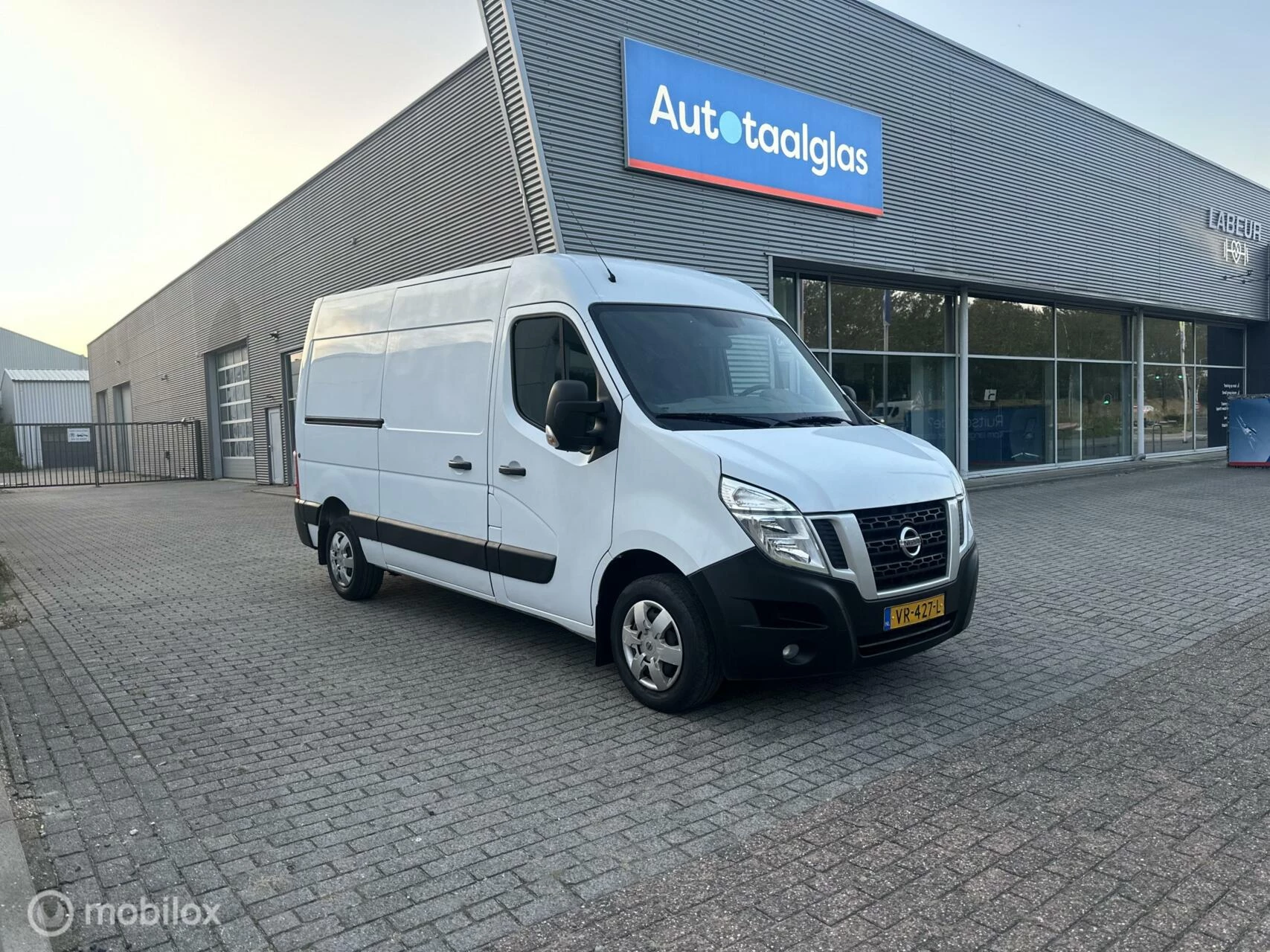 Hoofdafbeelding Nissan NV400