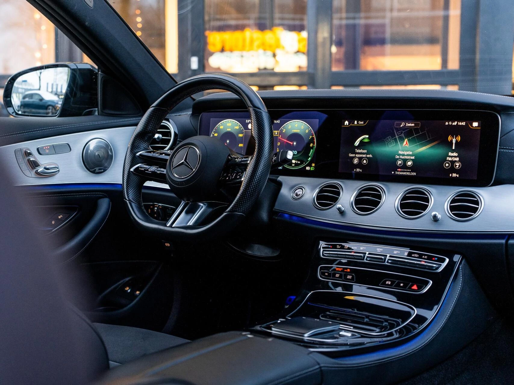 Hoofdafbeelding Mercedes-Benz E-Klasse