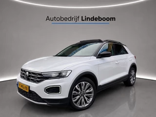 Hoofdafbeelding Volkswagen T-Roc Volkswagen T-Roc 1.0 TSI Style Panoramadak Adaptive Cruise Control