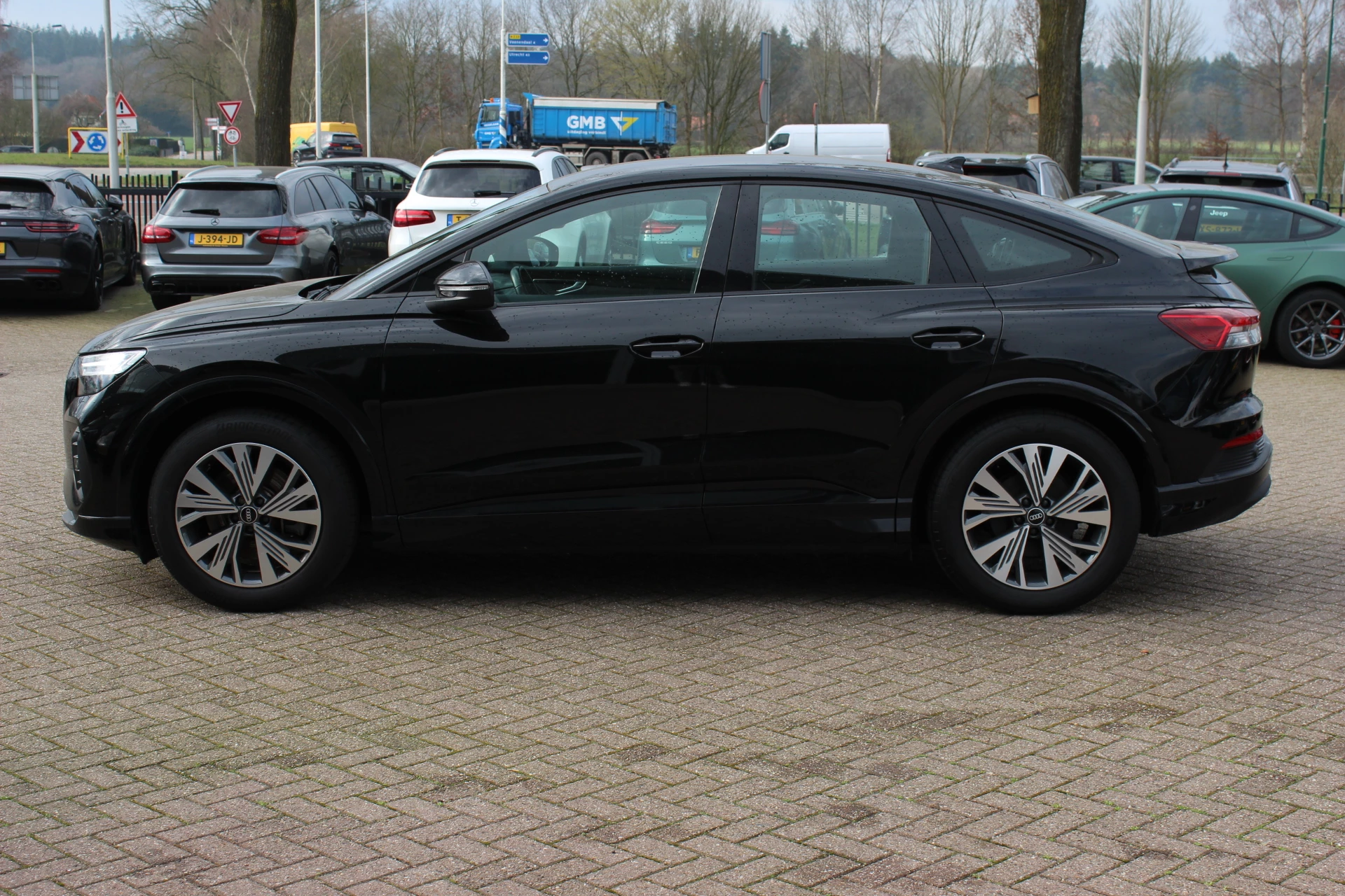 Hoofdafbeelding Audi Q4 Sportback e-tron