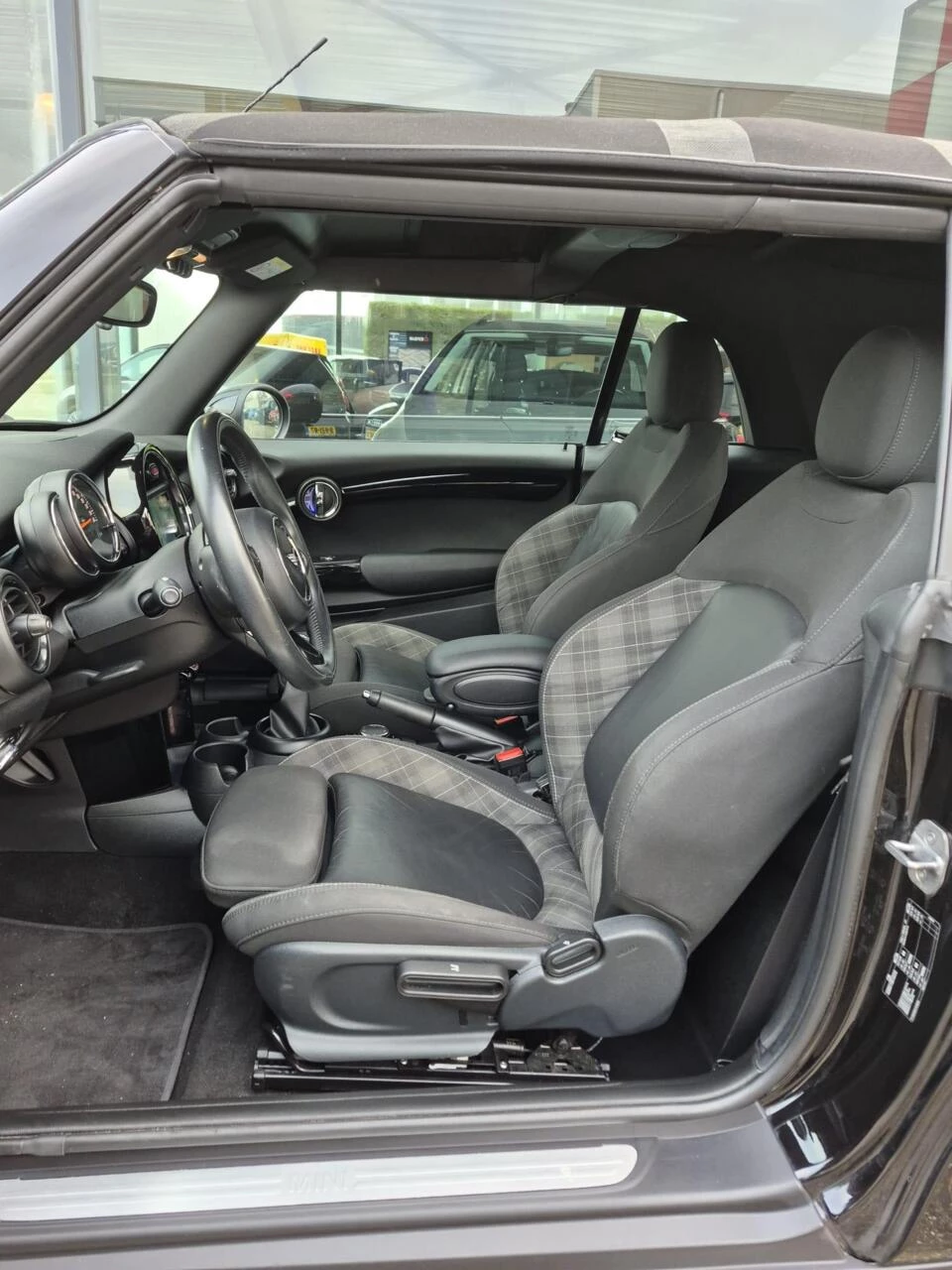 Hoofdafbeelding MINI Cooper Cabrio