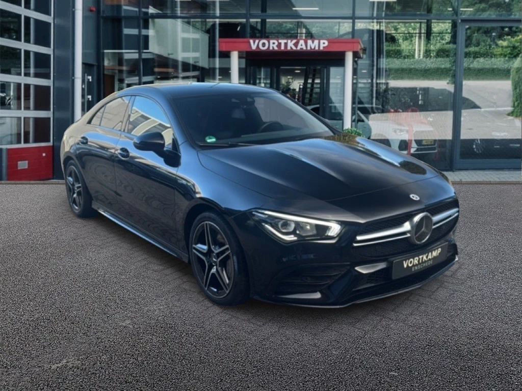 Hoofdafbeelding Mercedes-Benz CLA