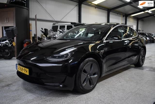 Tesla Model 3 Standard RWD Plus 60 kWh / Leder / AutoPilot 3 / Self Driving / APK /