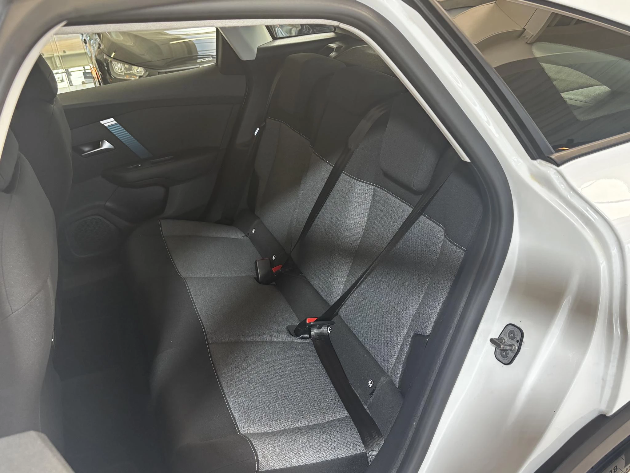 Hoofdafbeelding Citroën ë-C4