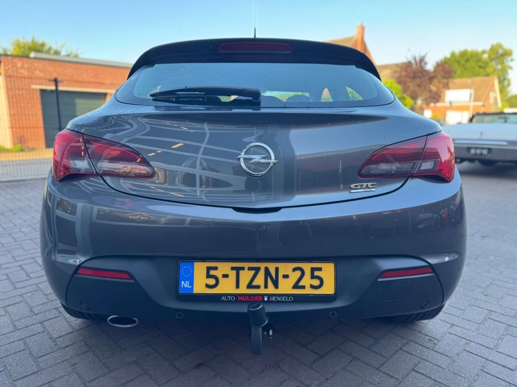 Hoofdafbeelding Opel Astra
