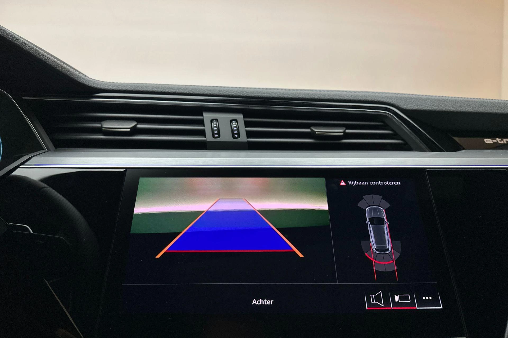 Hoofdafbeelding Audi Q8 e-tron