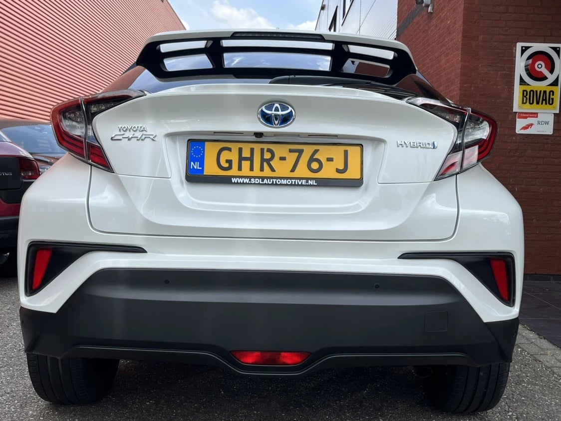 Hoofdafbeelding Toyota C-HR