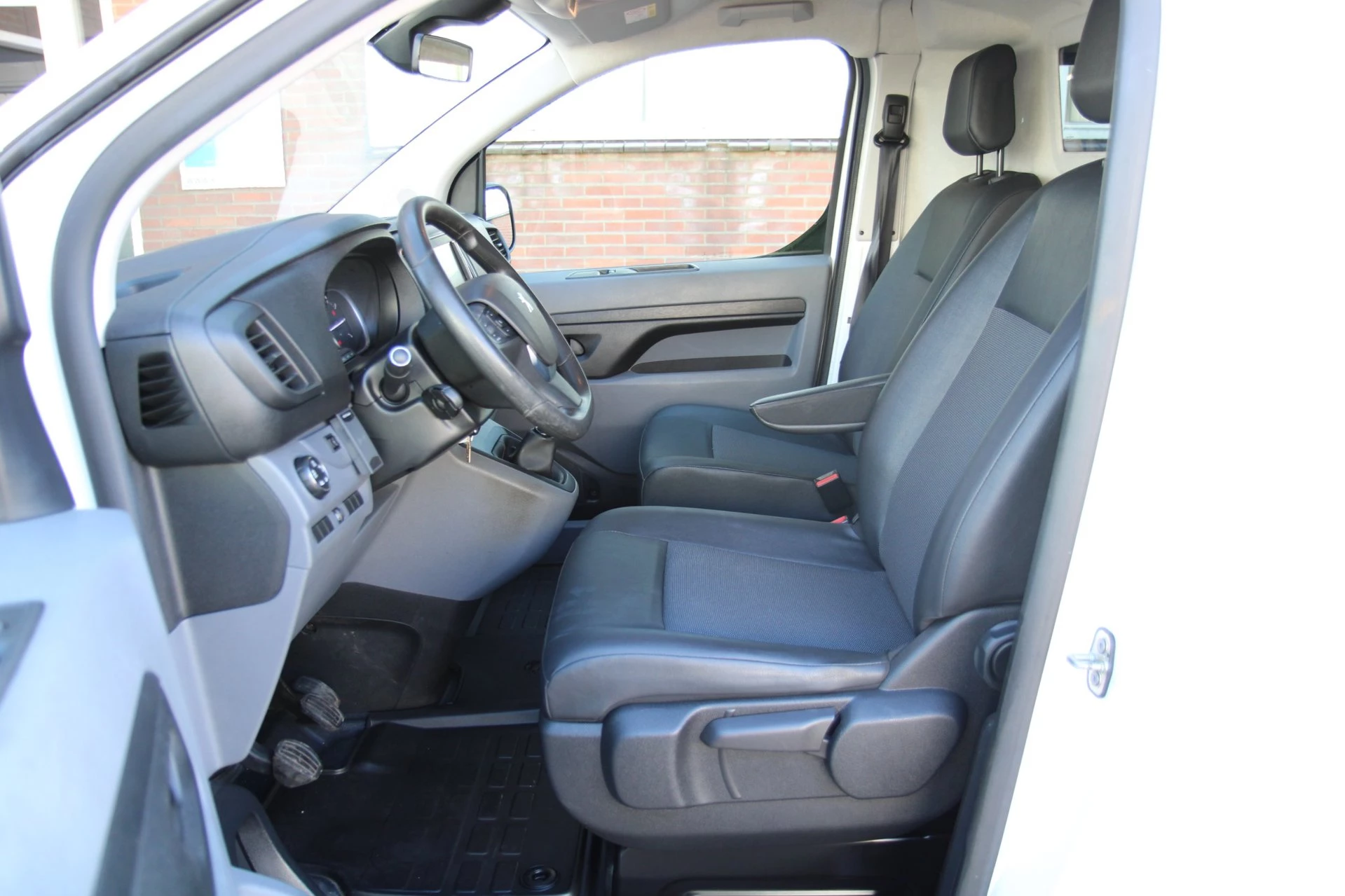 Hoofdafbeelding Peugeot Expert