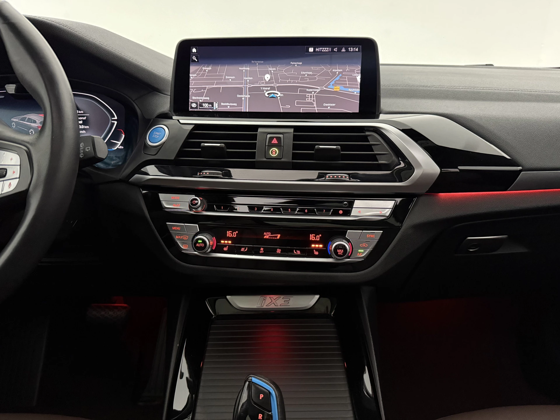 Hoofdafbeelding BMW iX3