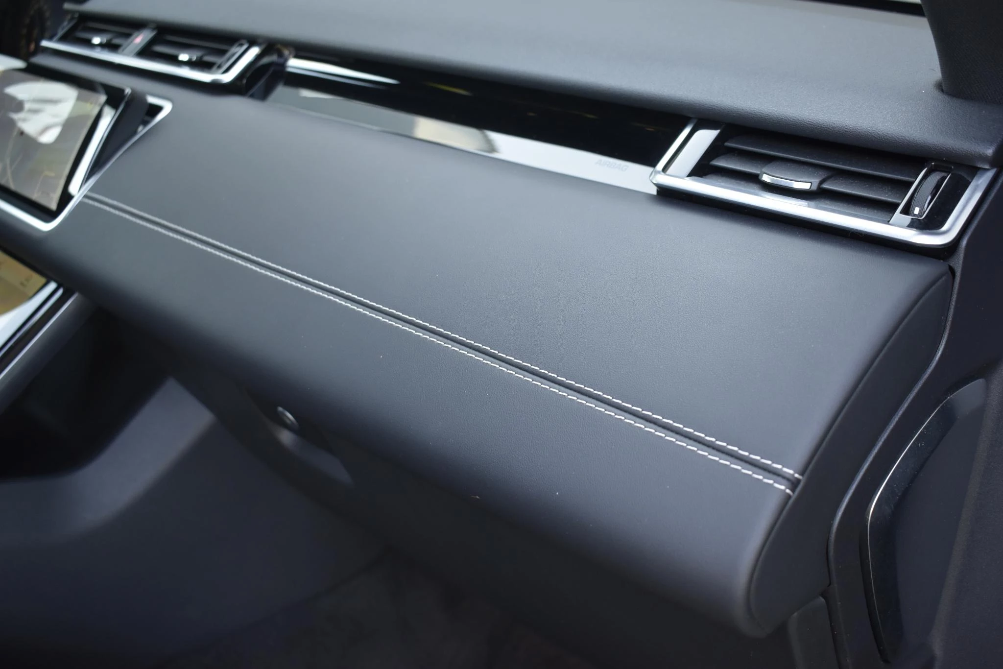 Hoofdafbeelding Land Rover Range Rover Velar