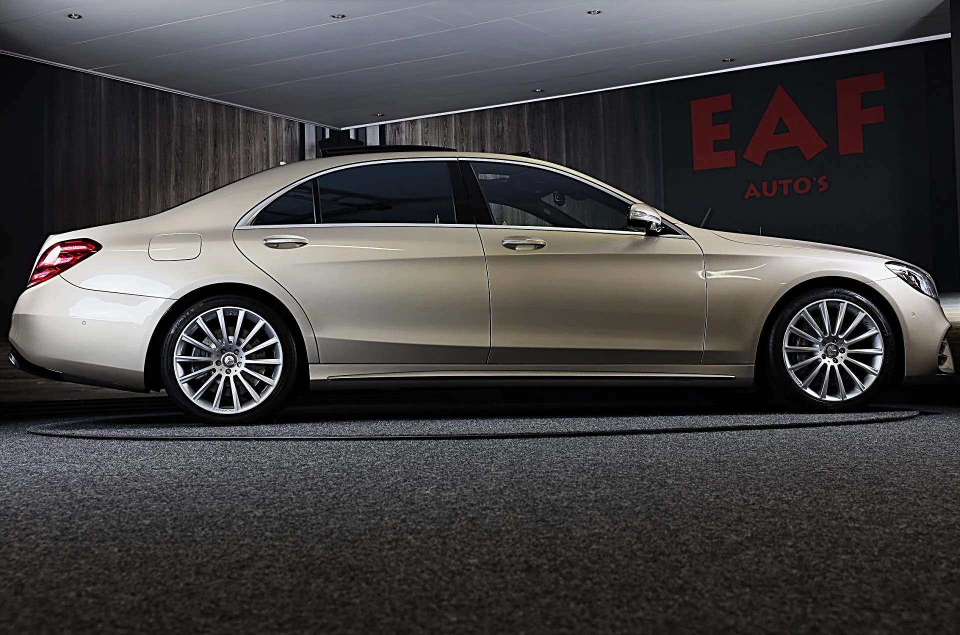 Hoofdafbeelding Mercedes-Benz S-Klasse