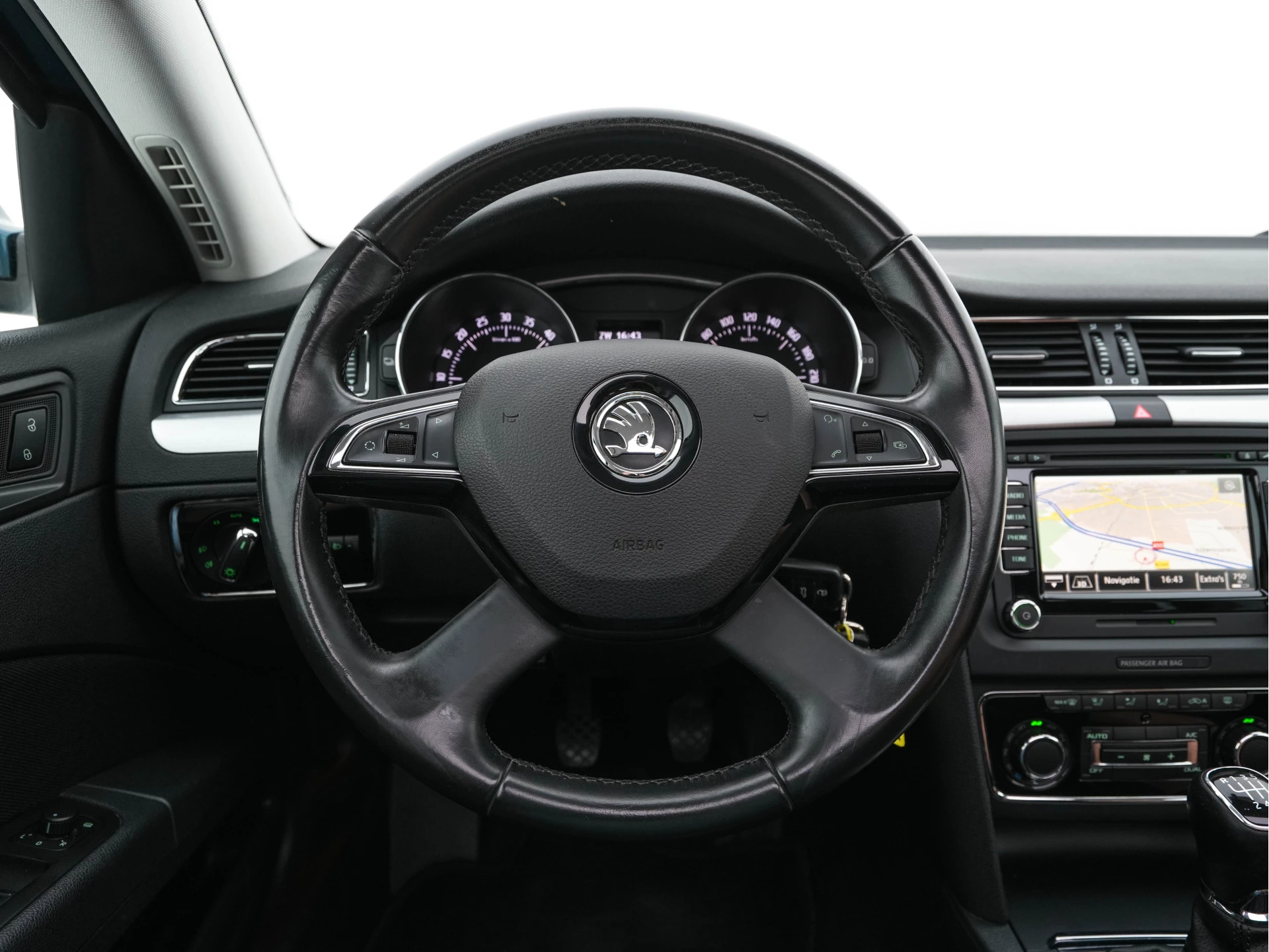 Hoofdafbeelding Škoda Superb