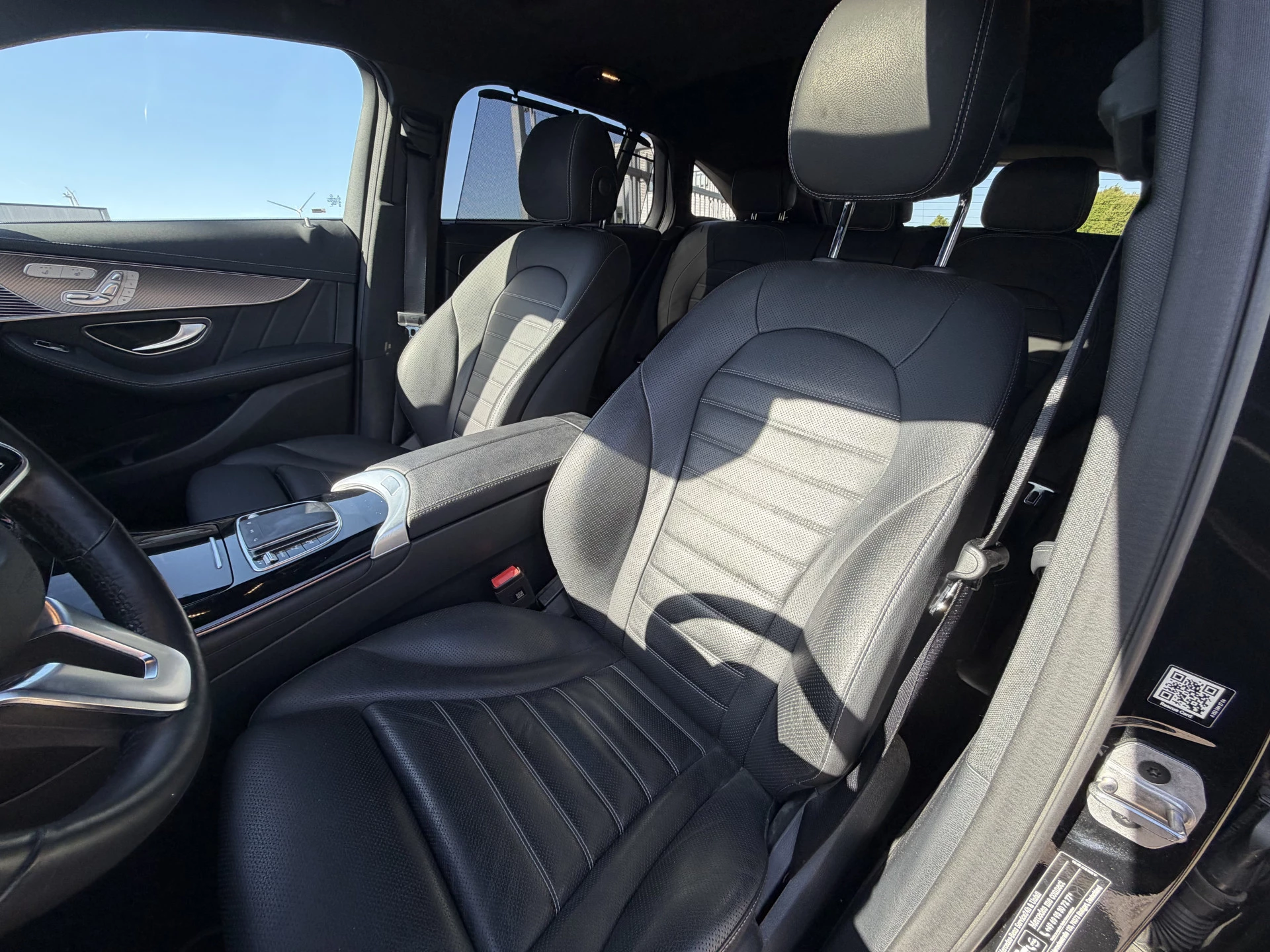 Hoofdafbeelding Mercedes-Benz EQC