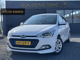 Hyundai i20 1.2 HP i-Motion Comfort 2e Eigenaar,Navi,Trekhaak,Camera,Pdc,Dealer Onderhouden,N.A.P,Rijstrooksensor,Nieuwe Apk bij Aflevering