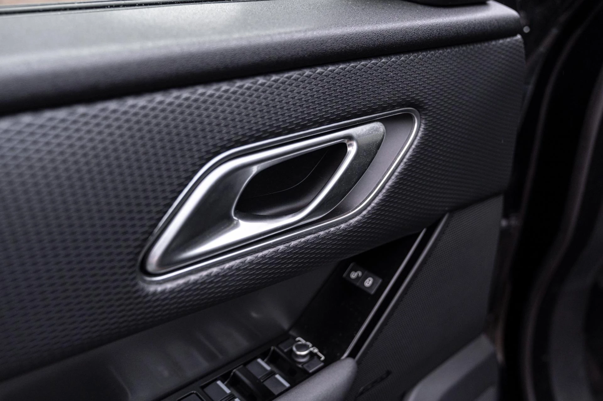 Hoofdafbeelding Land Rover Range Rover Velar