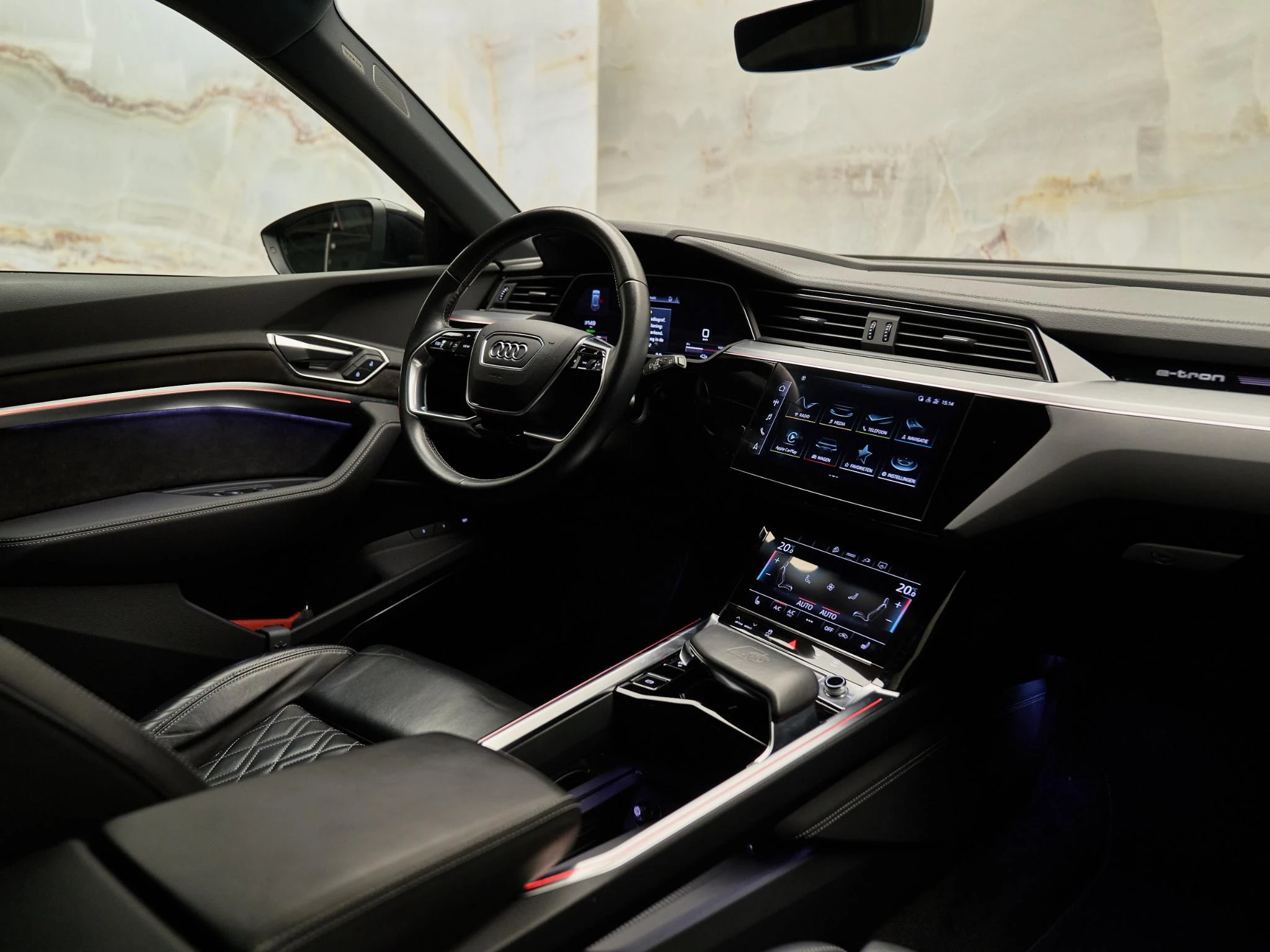 Hoofdafbeelding Audi e-tron