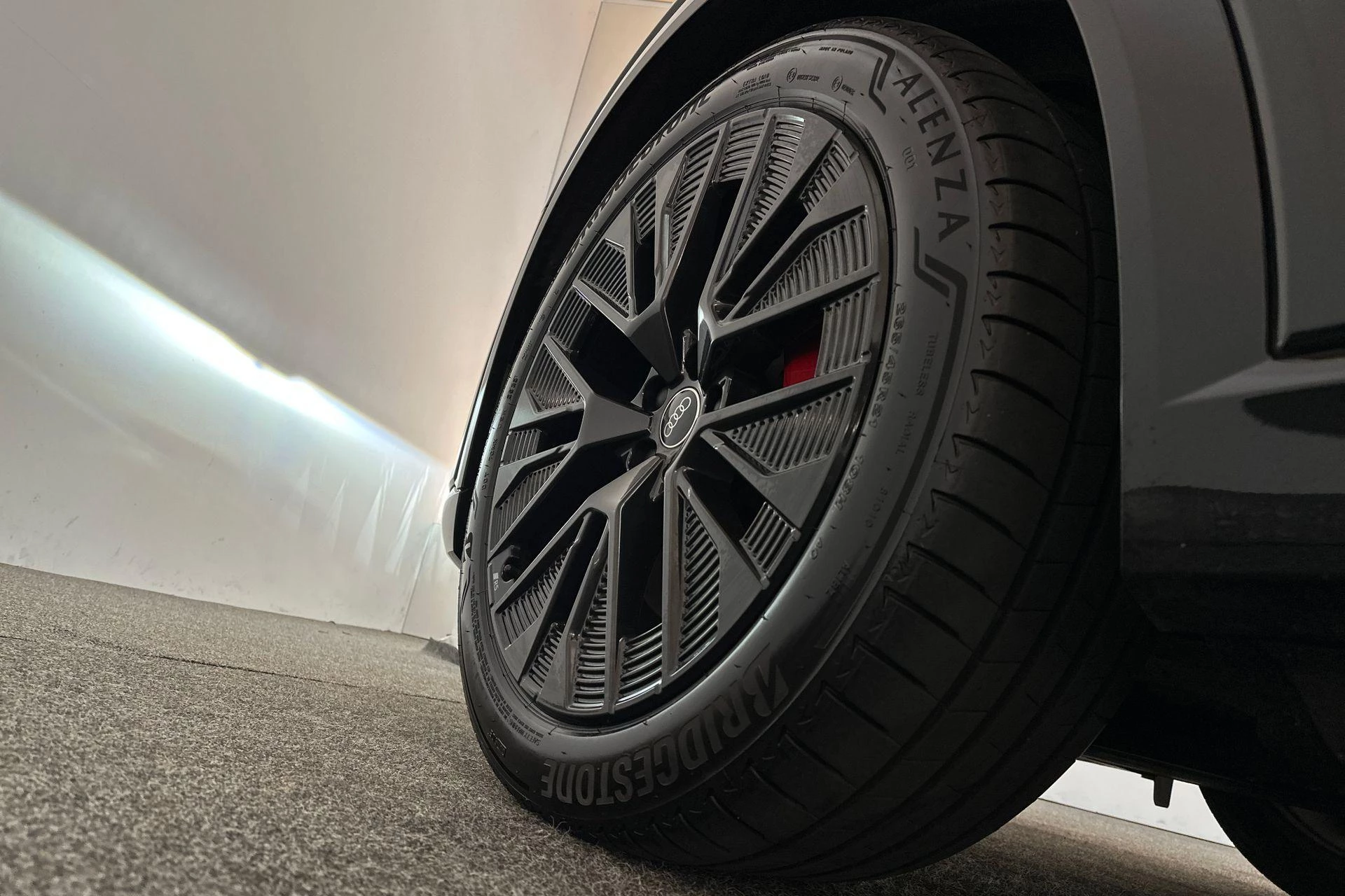 Hoofdafbeelding Audi Q8 e-tron