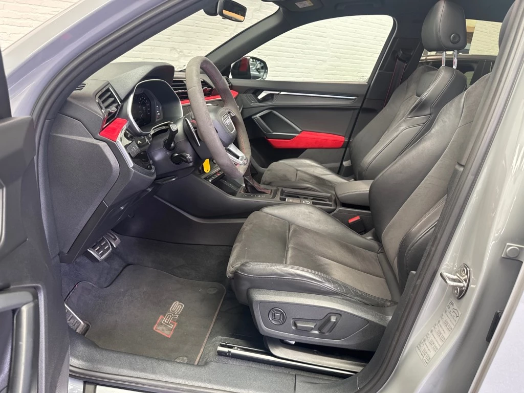 Hoofdafbeelding Audi RSQ3