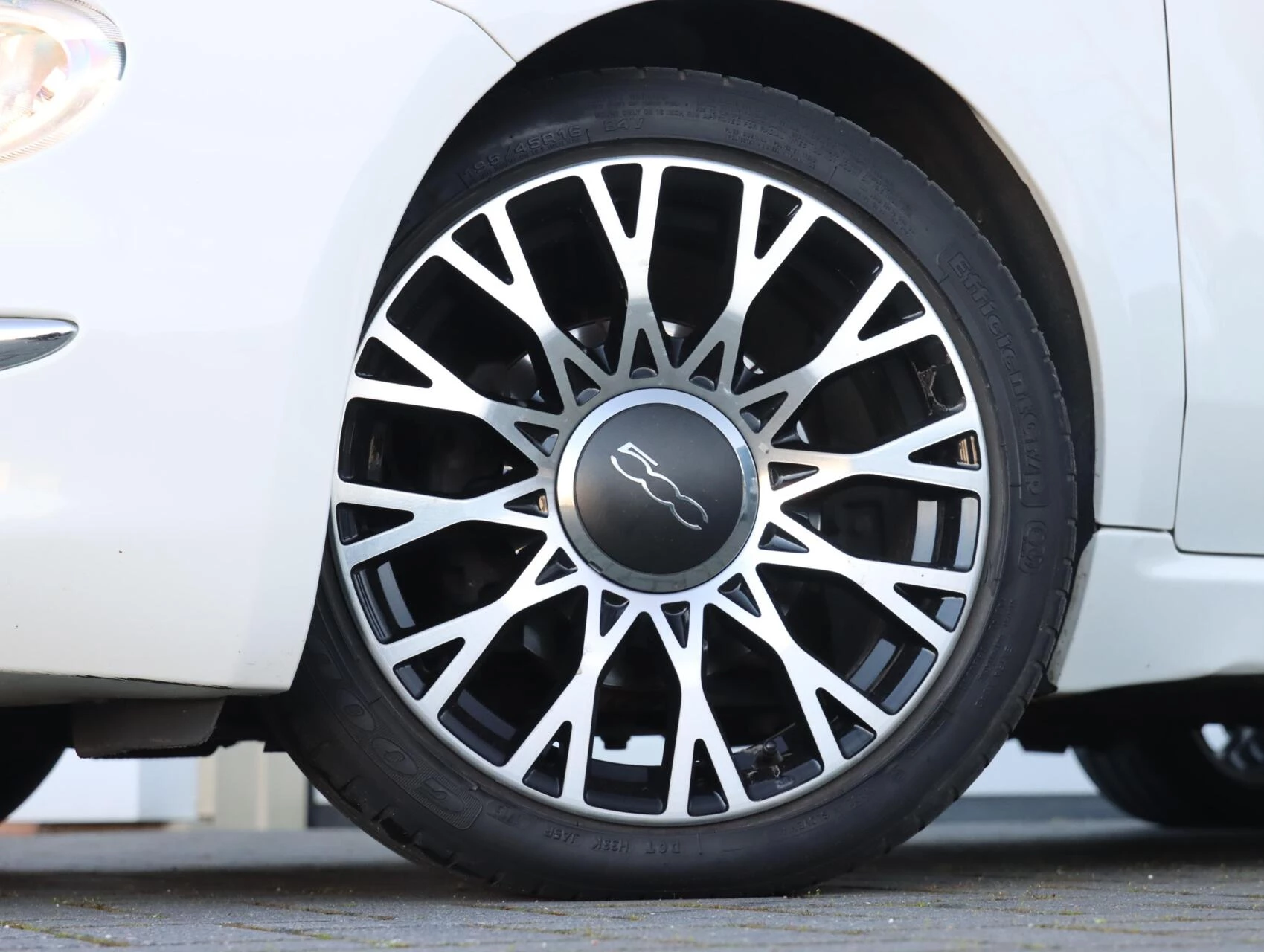 Hoofdafbeelding Fiat 500C