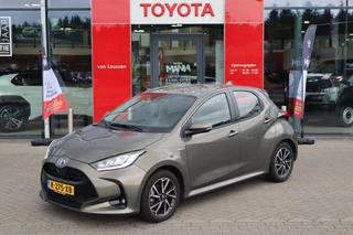 Toyota Yaris 1.5 HYBRID DYNAMIC LED-PAKKET 16"LM-VELGEN CAMERA AD-CRUISE ALL-SEASON KEYLESS NL-AUTO