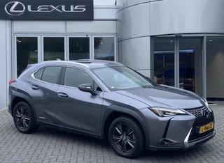 Hoofdafbeelding Lexus UX Lexus UX 250h Business Line STOELVERW STUURVERW PARK-SENS CAMERA