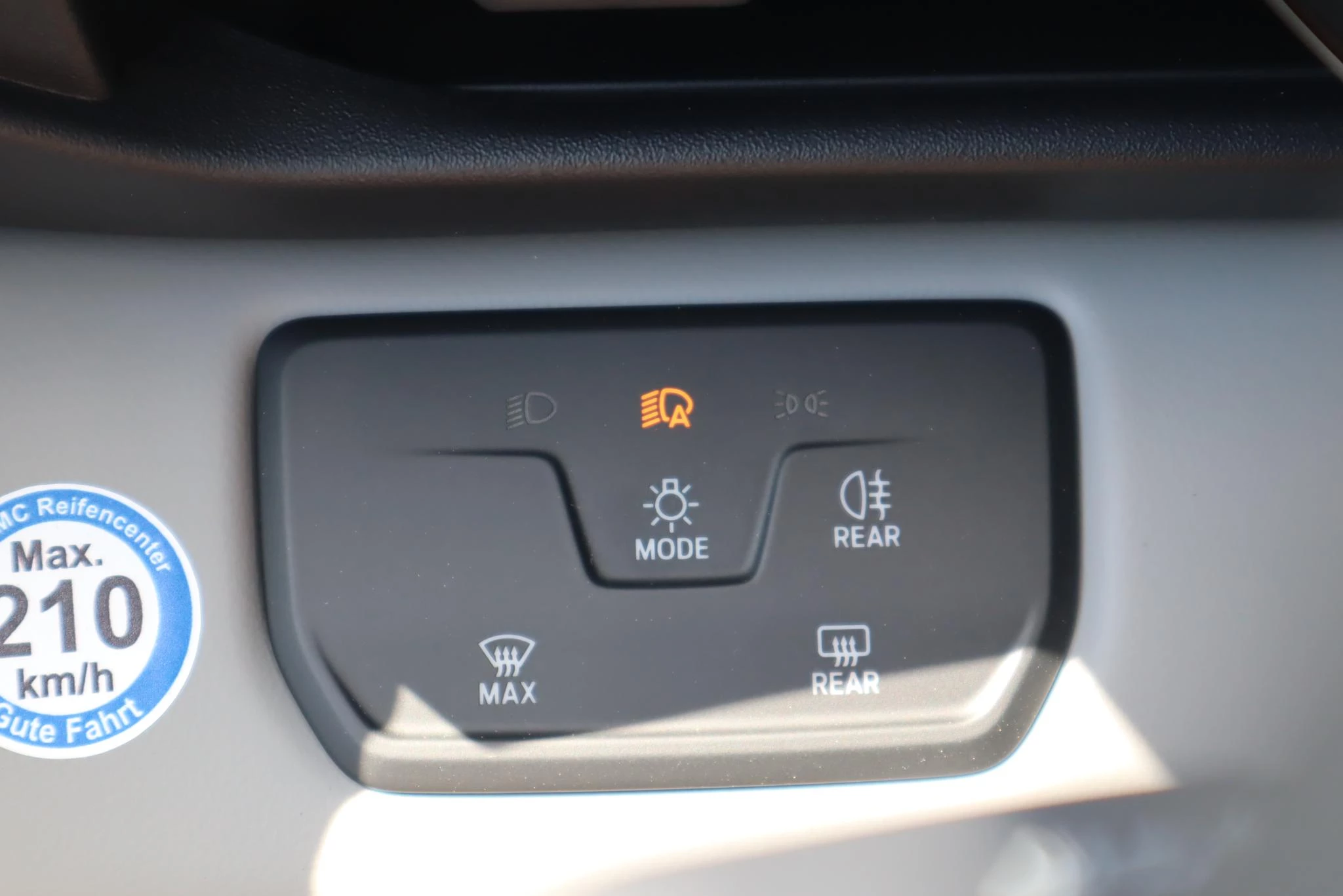 Hoofdafbeelding Ford Explorer
