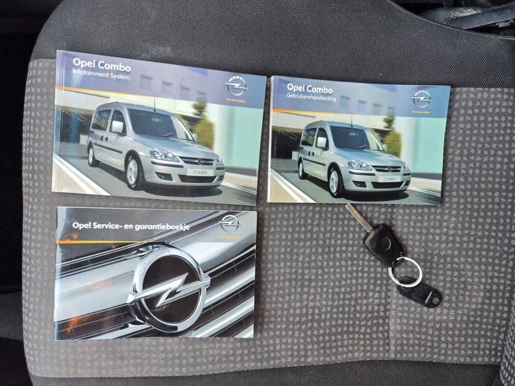 Hoofdafbeelding Opel Combo