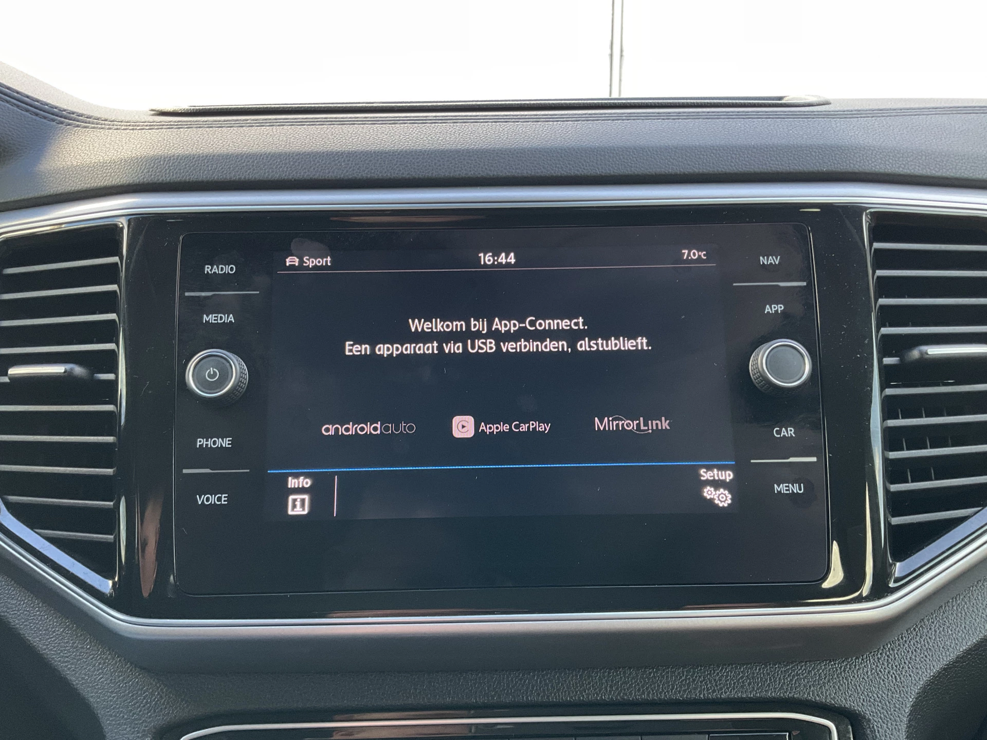 Hoofdafbeelding Volkswagen TERAMONT