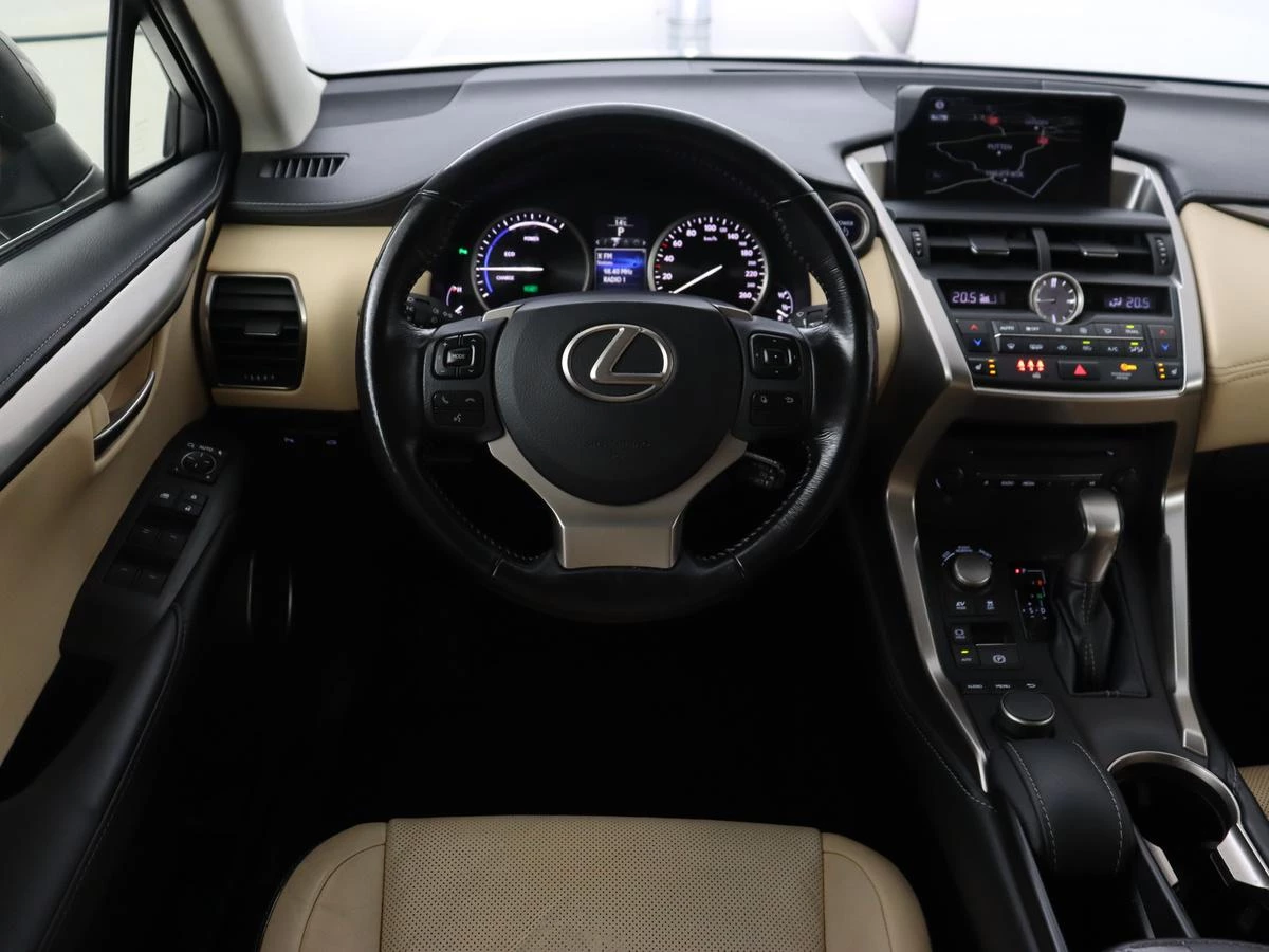 Hoofdafbeelding Lexus NX