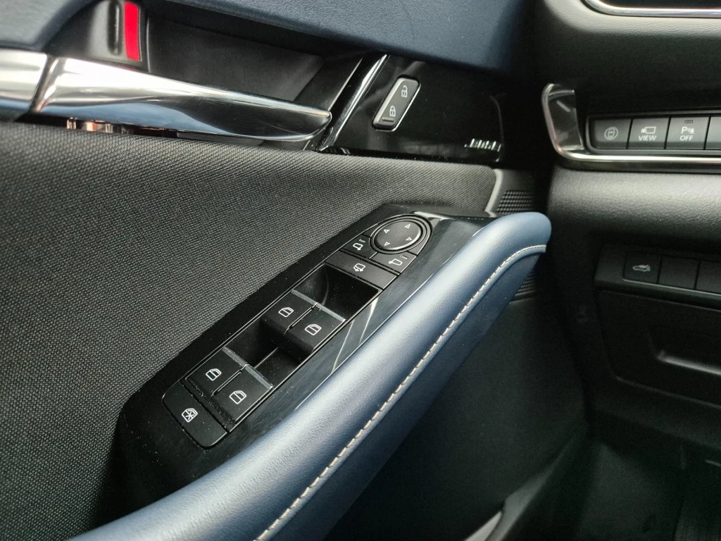 Hoofdafbeelding Mazda CX-30