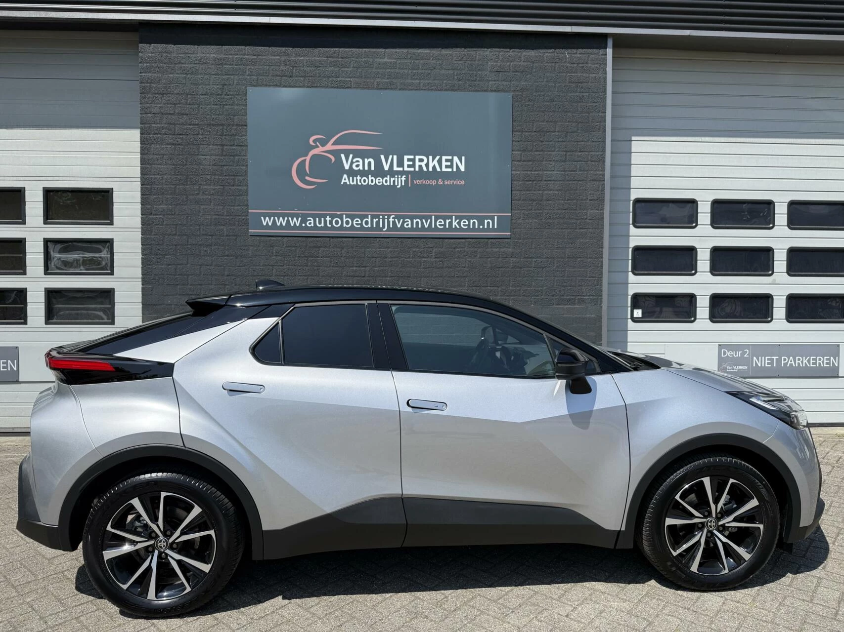 Hoofdafbeelding Toyota C-HR