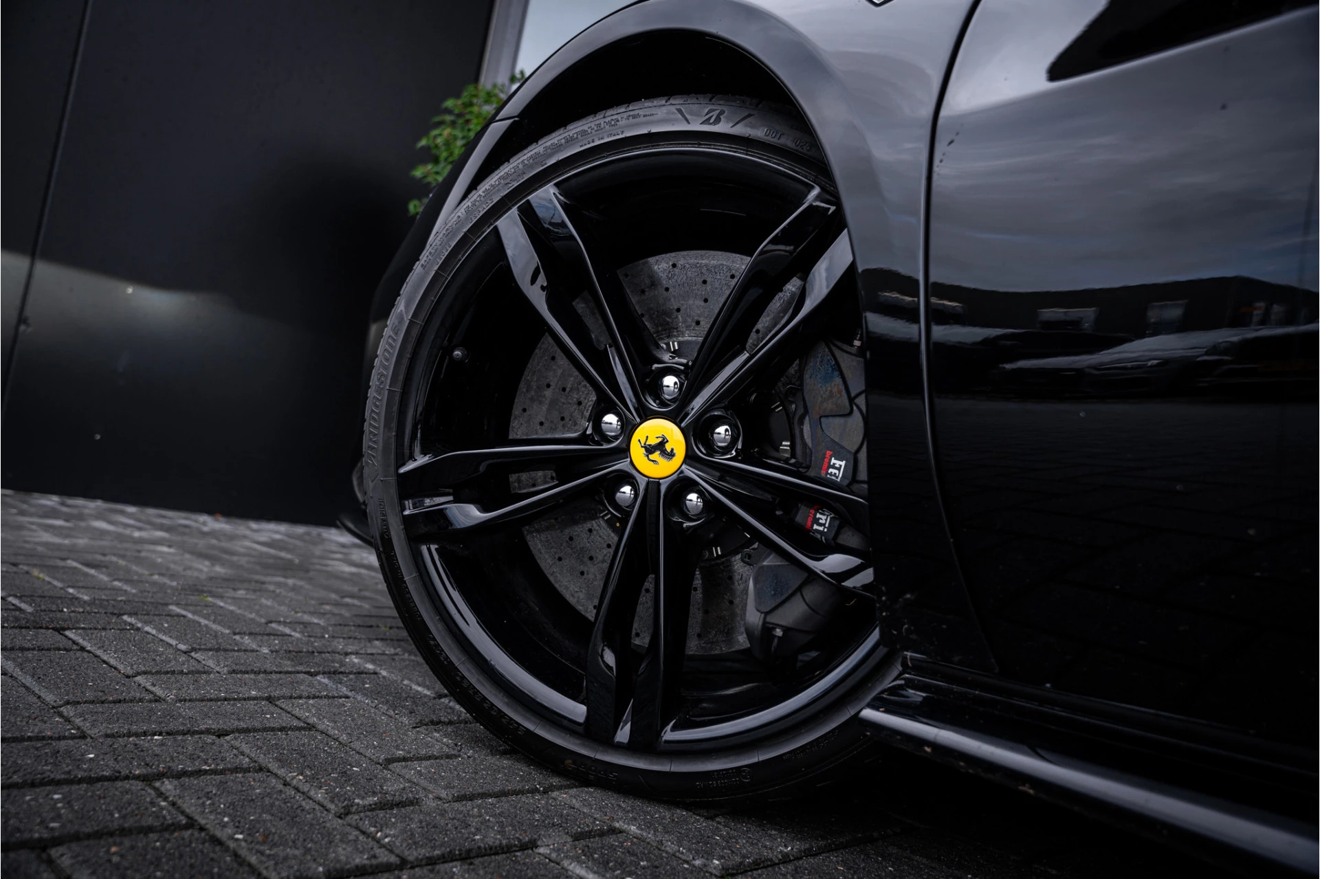 Hoofdafbeelding Ferrari 296